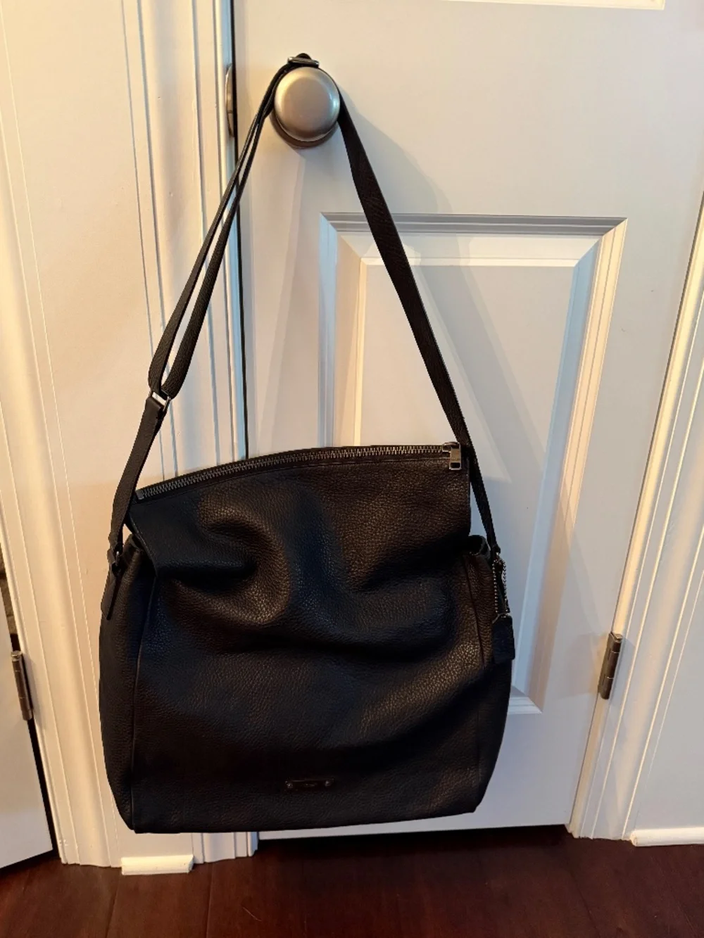 LN Coach Black All Leather Laptop Messenger Crossbody Shoulder Bag